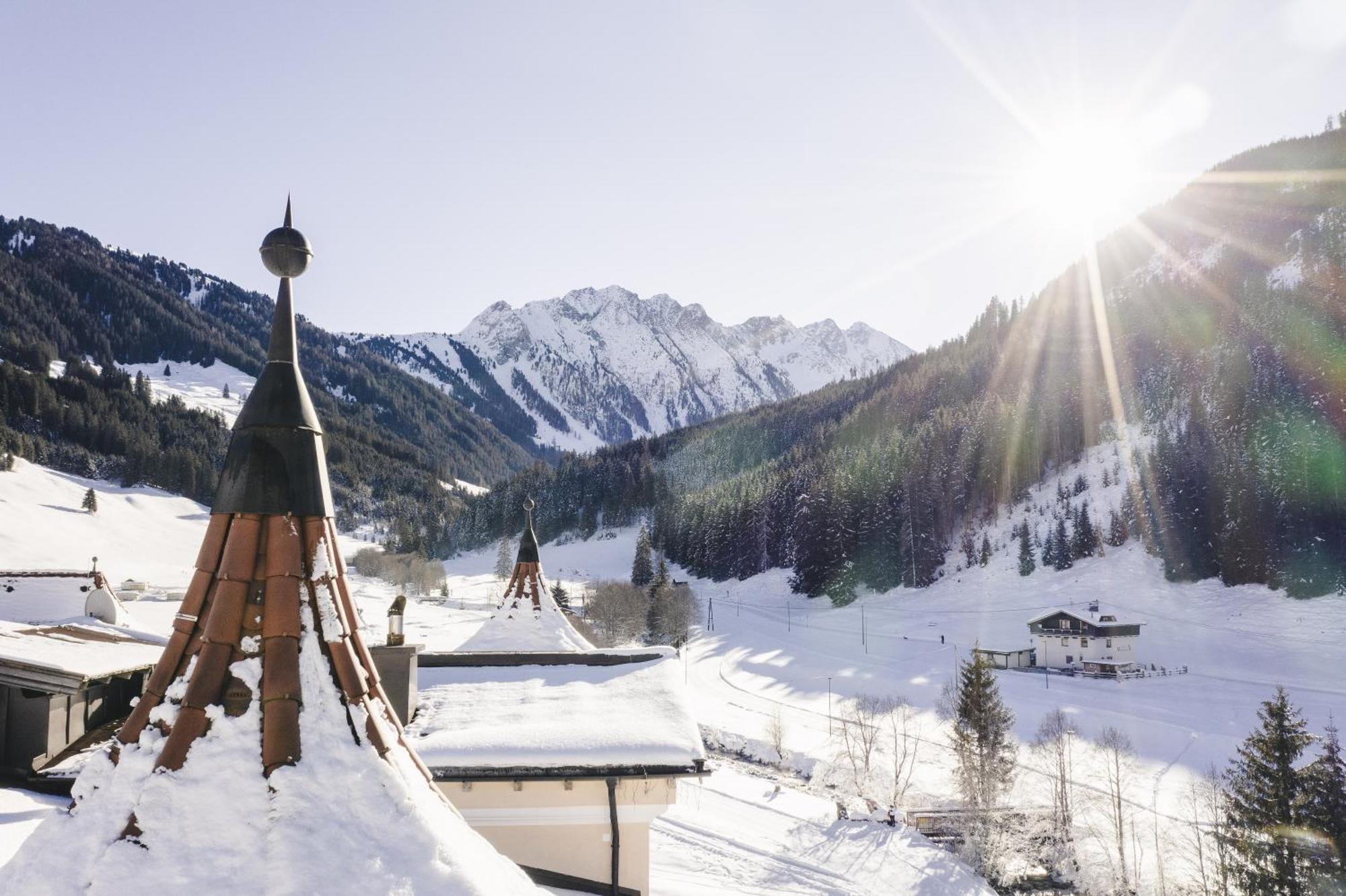 Traumhotel Alpina Superior --Yoga Und Ayurvedahotel (Adults Only) Gerlos Exterior foto